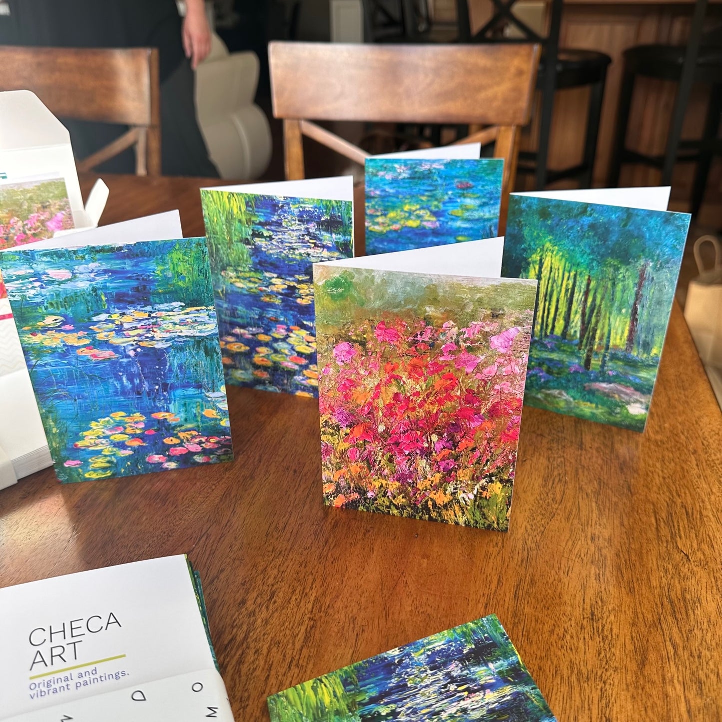Box Set of 25 Greeting Cards with 5 Different Designs