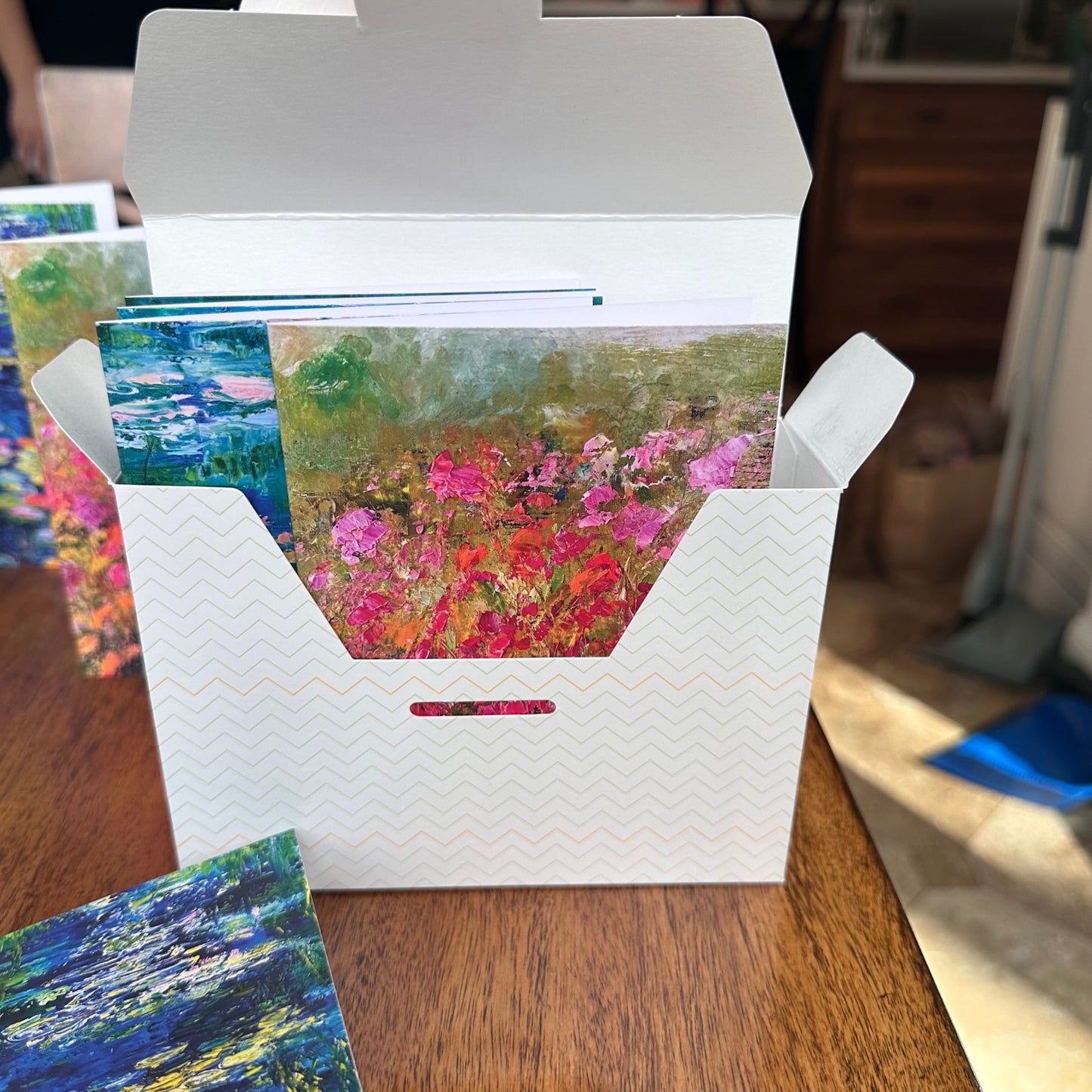 Box Set of 25 Greeting Cards with 5 Different Designs