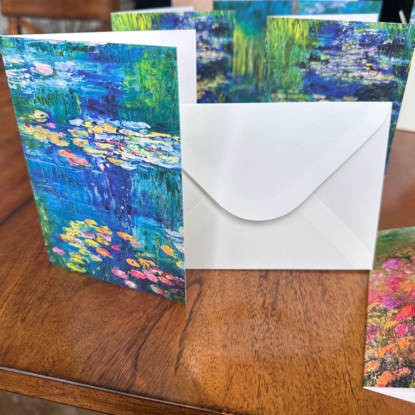 Box Set of 25 Greeting Cards with 5 Different Designs